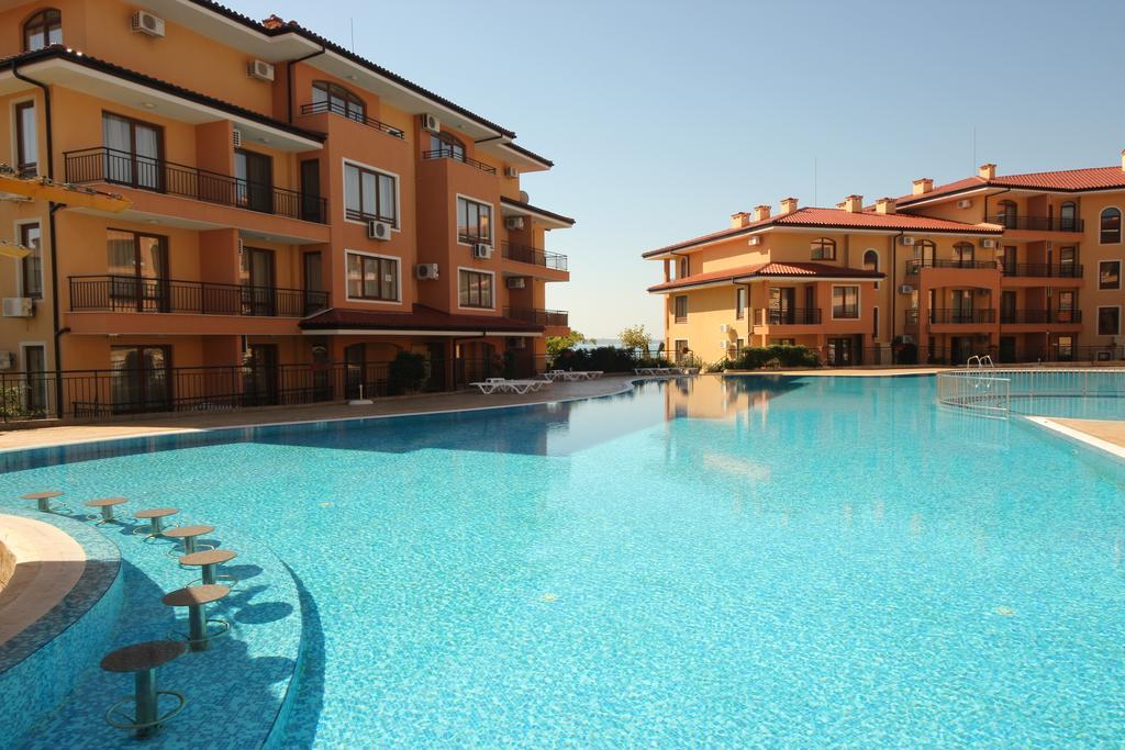 Menada Sky Dreams Apartments Светий Влас Екстер'єр фото