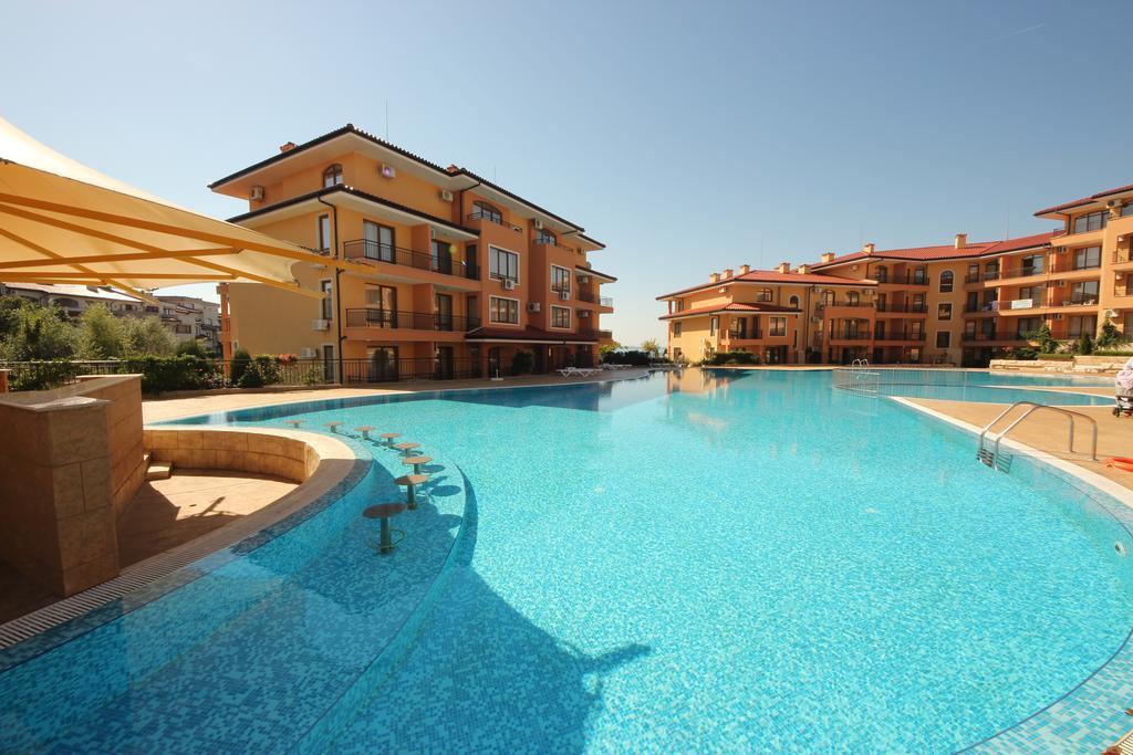 Menada Sky Dreams Apartments Светий Влас Екстер'єр фото