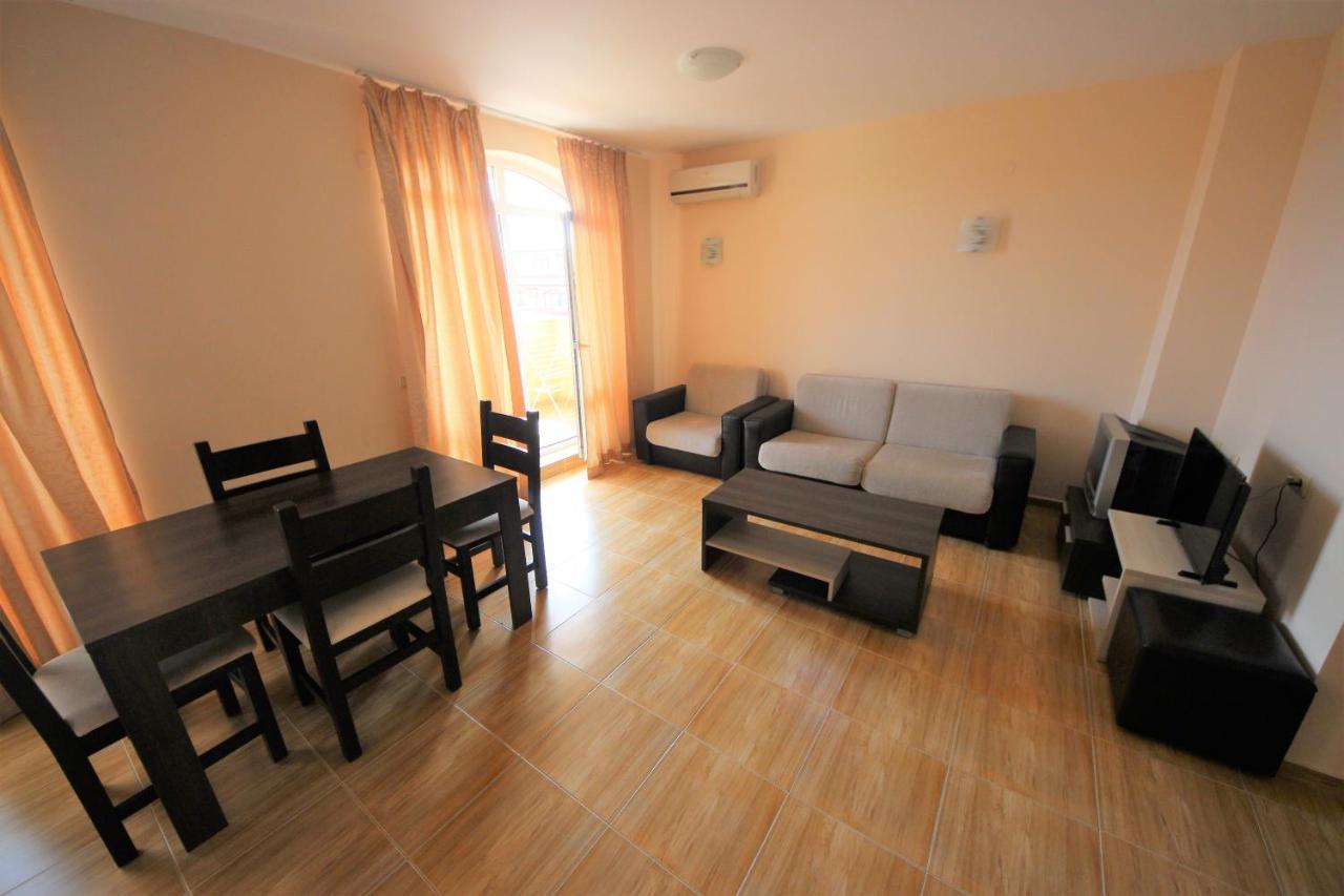 Menada Sky Dreams Apartments Светий Влас Екстер'єр фото