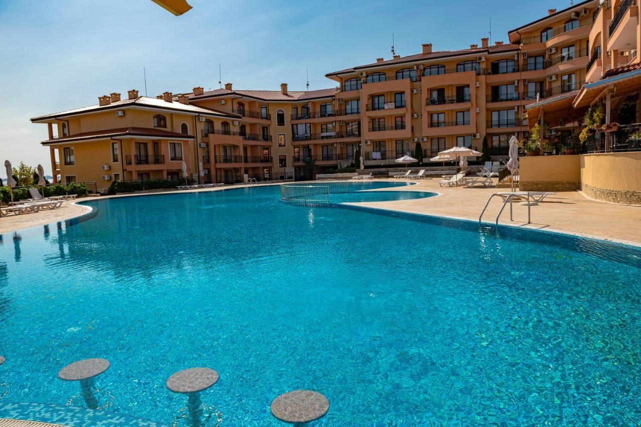 Menada Sky Dreams Apartments Светий Влас Екстер'єр фото
