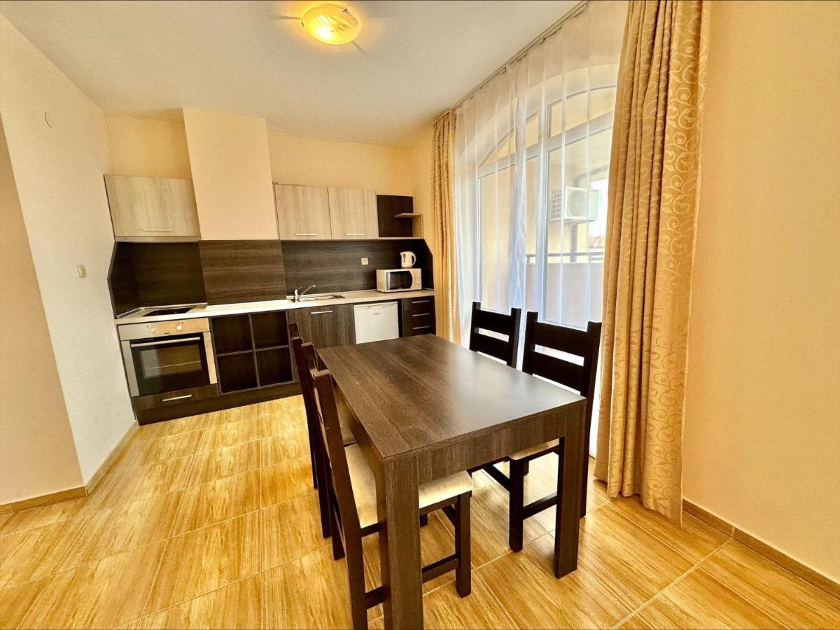 Menada Sky Dreams Apartments Светий Влас Екстер'єр фото
