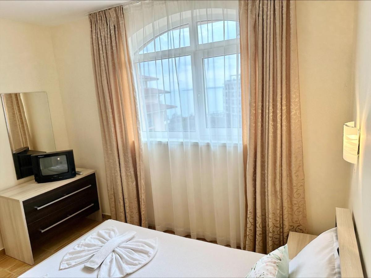 Menada Sky Dreams Apartments Светий Влас Екстер'єр фото